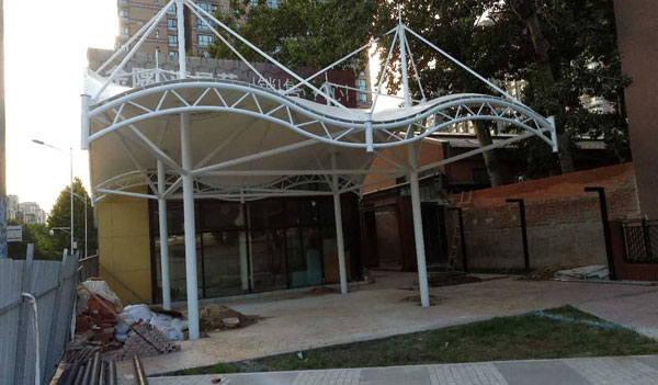 膜結(jié)構(gòu)建筑施工前對零配件進(jìn)行驗(yàn)收的重要性與具體步驟